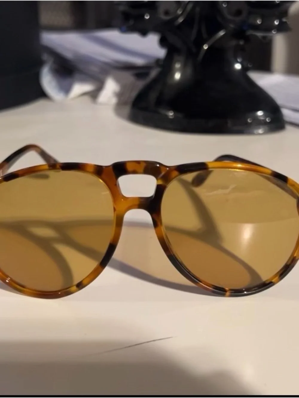 Tom Ford Men’s Tortoiseshell Sunglasses - Amber/Brown Lenses never worn